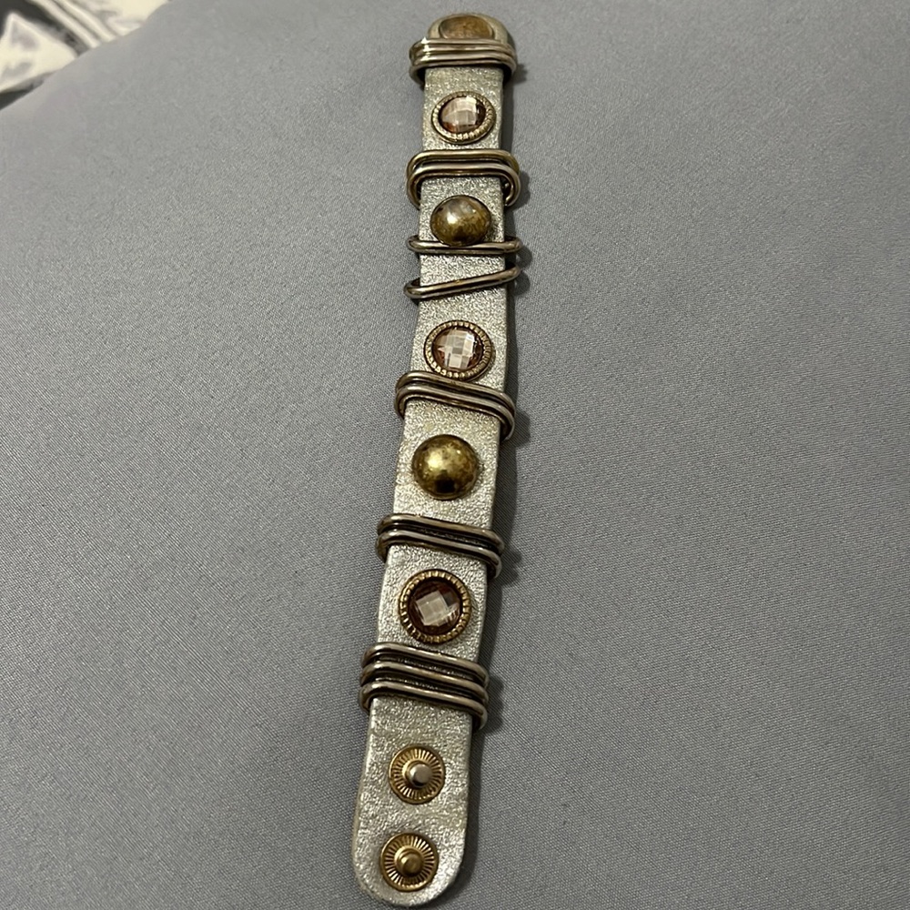 Silver leather rhinestone bracelet